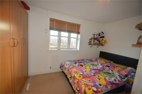 Tiverton Way, Mill Hill